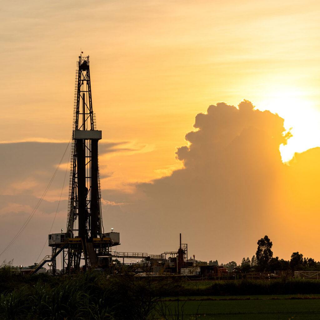 Diagram illustrating the geothermal energy drilling industry